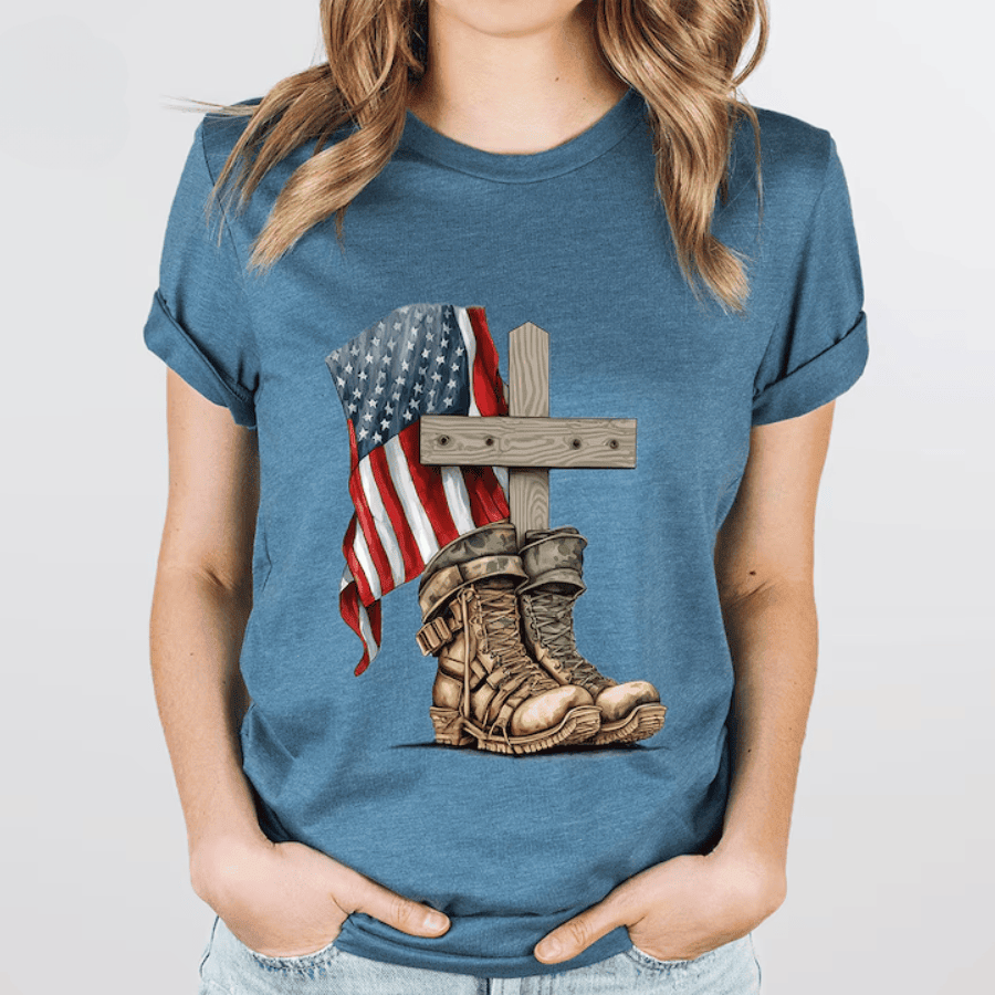 PREMIUM AMERICAN FLAG BOOTS T-SHIRT NDM