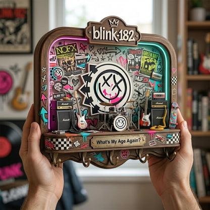 BLK WALL-MOUNTED KEY HOLDER TNSM